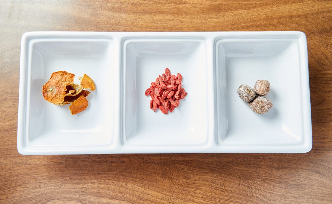 Goji, tangerine peel & seeds — a Sitting Month recovery ingredient
