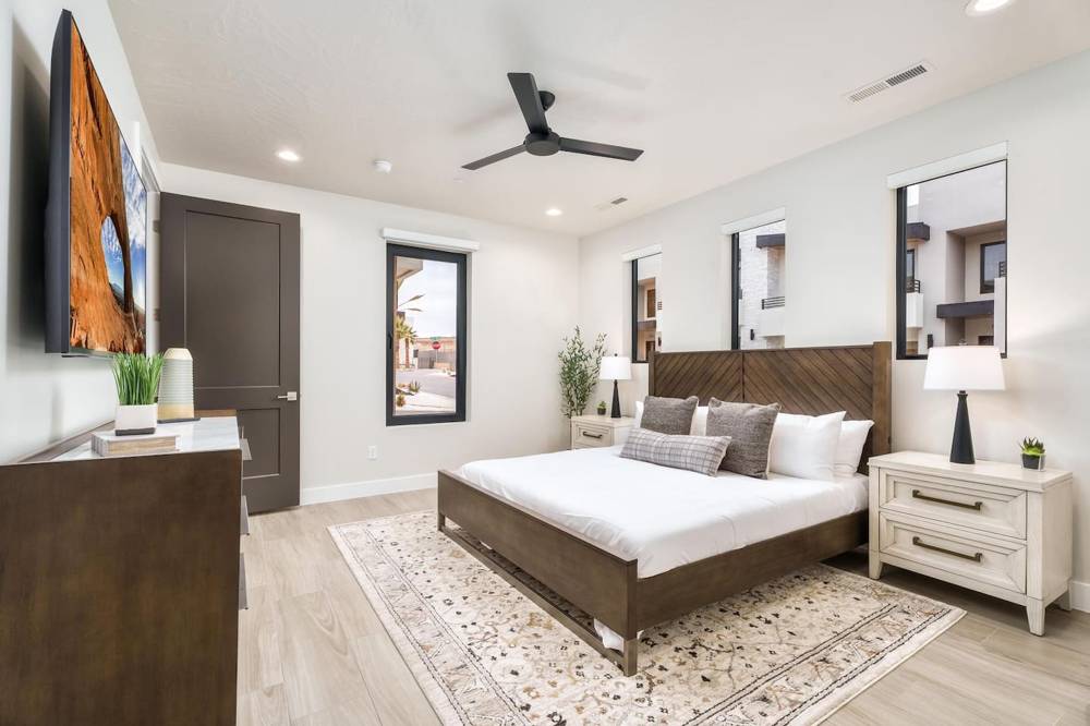 Private ensuite suites for deep rest